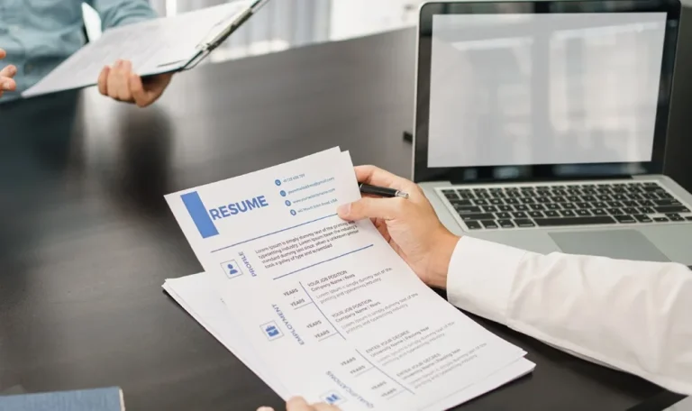 Best career objectives for freshers: 30+ resume examples that actually work (with pro tips)